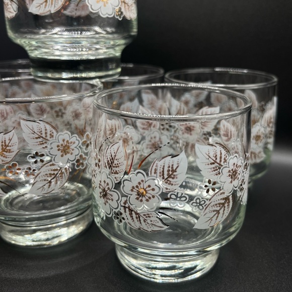 Vintage White/Gold 1950s Libbey Floral Tumblers Set of 7- Mid-Century Glassware - Picture 9 of 9